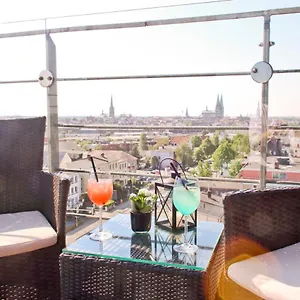 Otel Iv Jahreszeiten, Lübeck